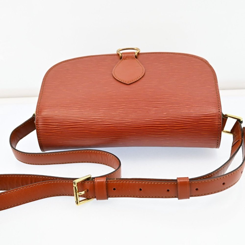 Louis Vuitton Saint Cloud GM in Brown Epi Leather - Picture 8 of 16